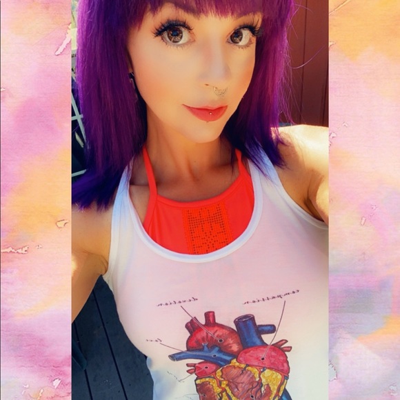 Meet your Posher, Lori - Picture 2 of 4